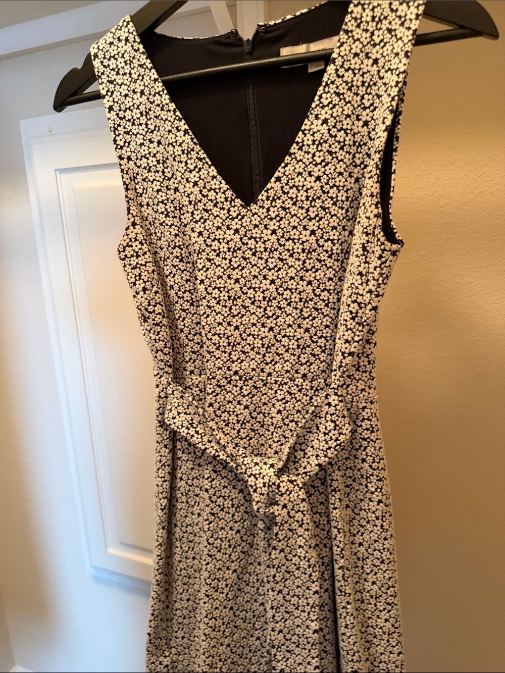 LOFT Black and White Floral V-Neck Tie-Waist Mini Dress